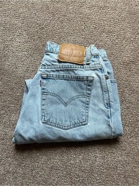 VTG 80’s Levi's 550 Relaxed Fit Light Wash Denim Women’s Jeans
